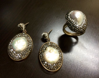 Комплекты украшений: как «подать» и чем «приправить»