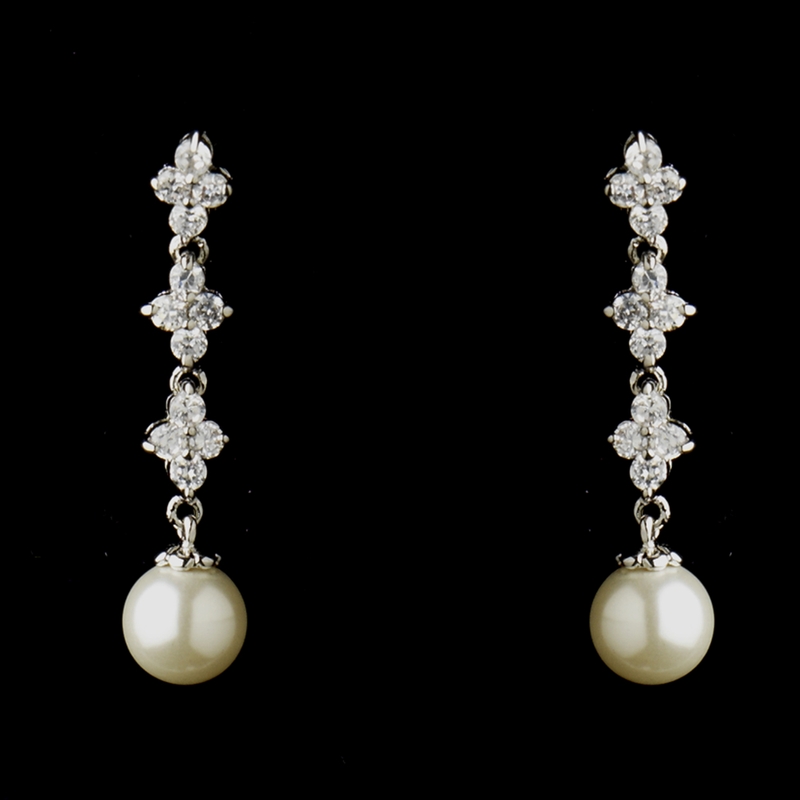 Жемчуг – старомодно или всегда тренд?