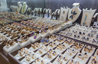 О выборе ювелирного украшения: как правильно подойти к нему?