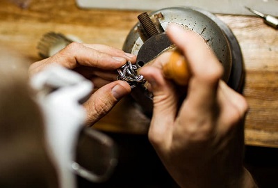 Стоит ли заказывать ювелирное украшение у ювелира. Преимущества (собственного дизайна) изготовления украшения на заказ