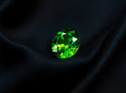 Драгоценный камень перидот: его значение и символизм