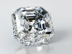 Всегда ли предпочитать бесцветные бриллианты? 